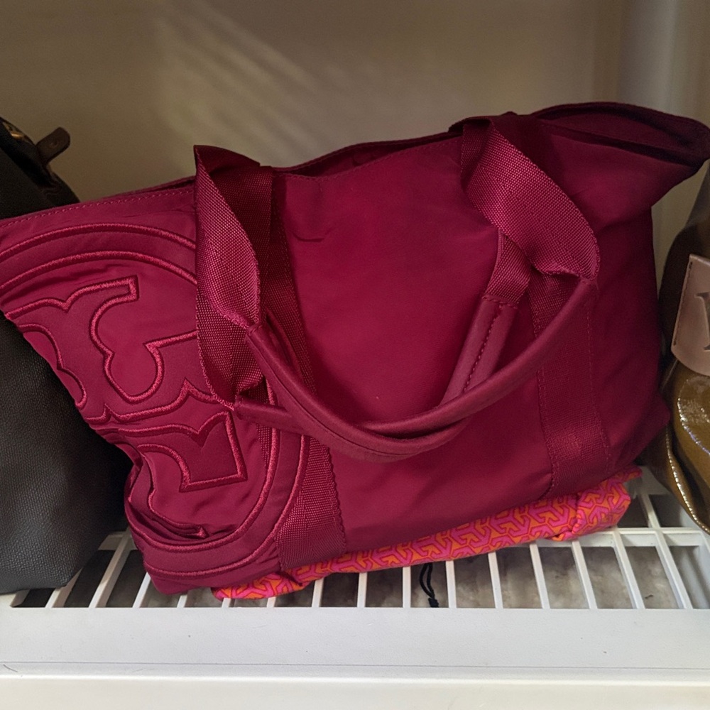 Tory Burch Maroon Tote w/ dust bag